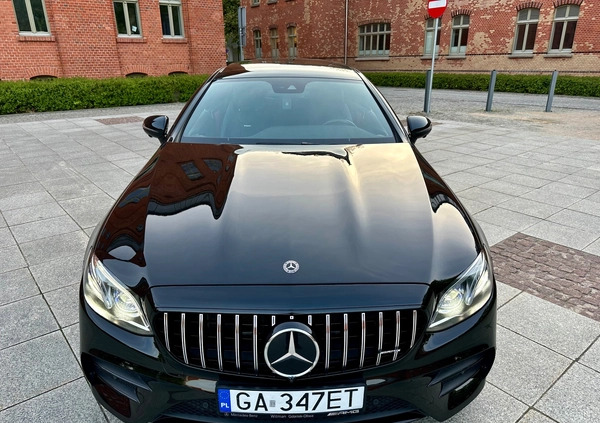 Mercedes-Benz Klasa E cena 284900 przebieg: 102000, rok produkcji 2019 z Gdańsk małe 704